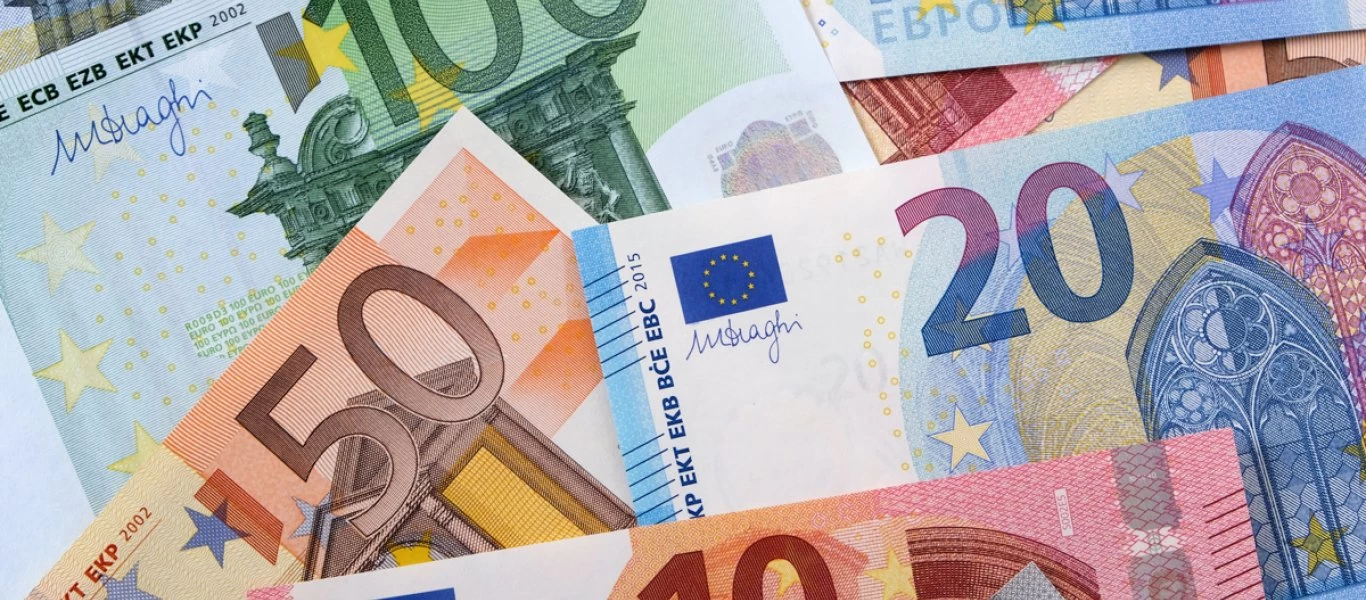 Στο «τραπέζι» σχέδιο για λιγότερες αποδείξεις - Τα επαγγέλματα που θα τις μετρούν διπλά (βίντεο)